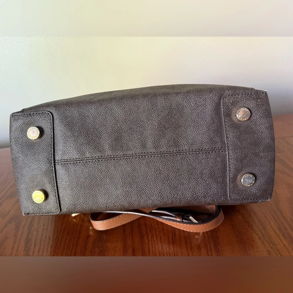Michael Kors Riley Large Signature Satchel - Picture 7 of 13